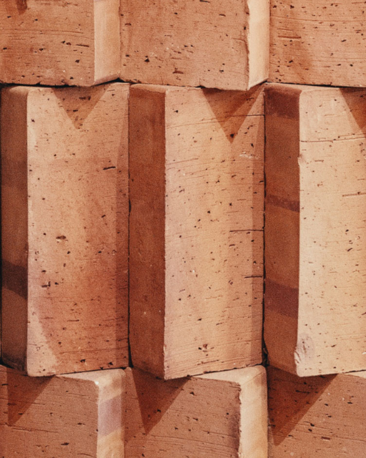 the use of natural materials, organic shapes and textures is typical for our projects, they inspire us during the design work